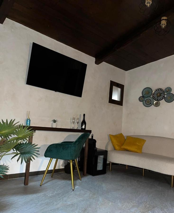 Nid'Amour Suite&Spa ปาแลร์โม ภายนอก รูปภาพ